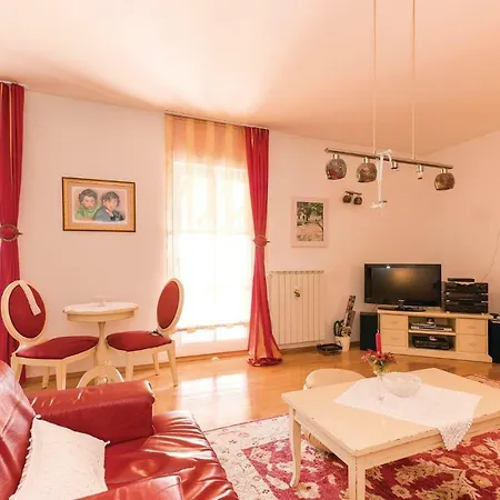 Five Bedroom Holiday In Casa vacanze *